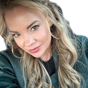 Meet your Posher, Kristen